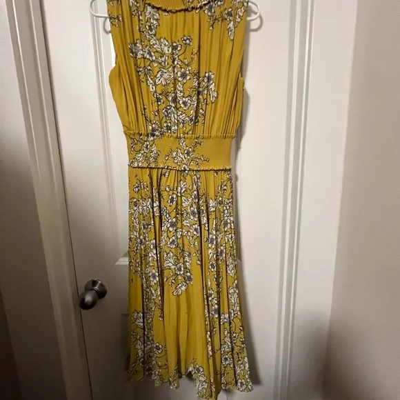 Floral Yellow Dress - Picture 2 of 6